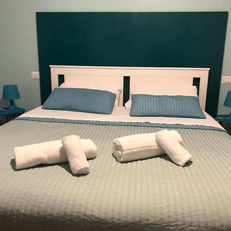 Bed and breakfast Dormi A Roma Extérieur photo