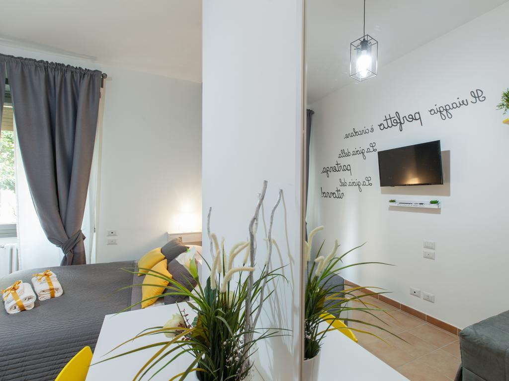 Bed and breakfast Dormi A Roma Extérieur photo