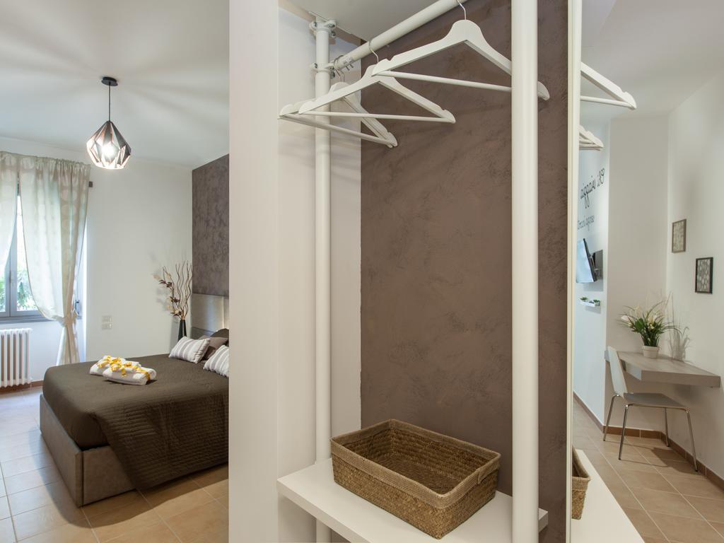 Bed and breakfast Dormi A Roma Extérieur photo