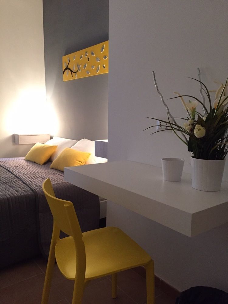 Bed and breakfast Dormi A Roma Extérieur photo